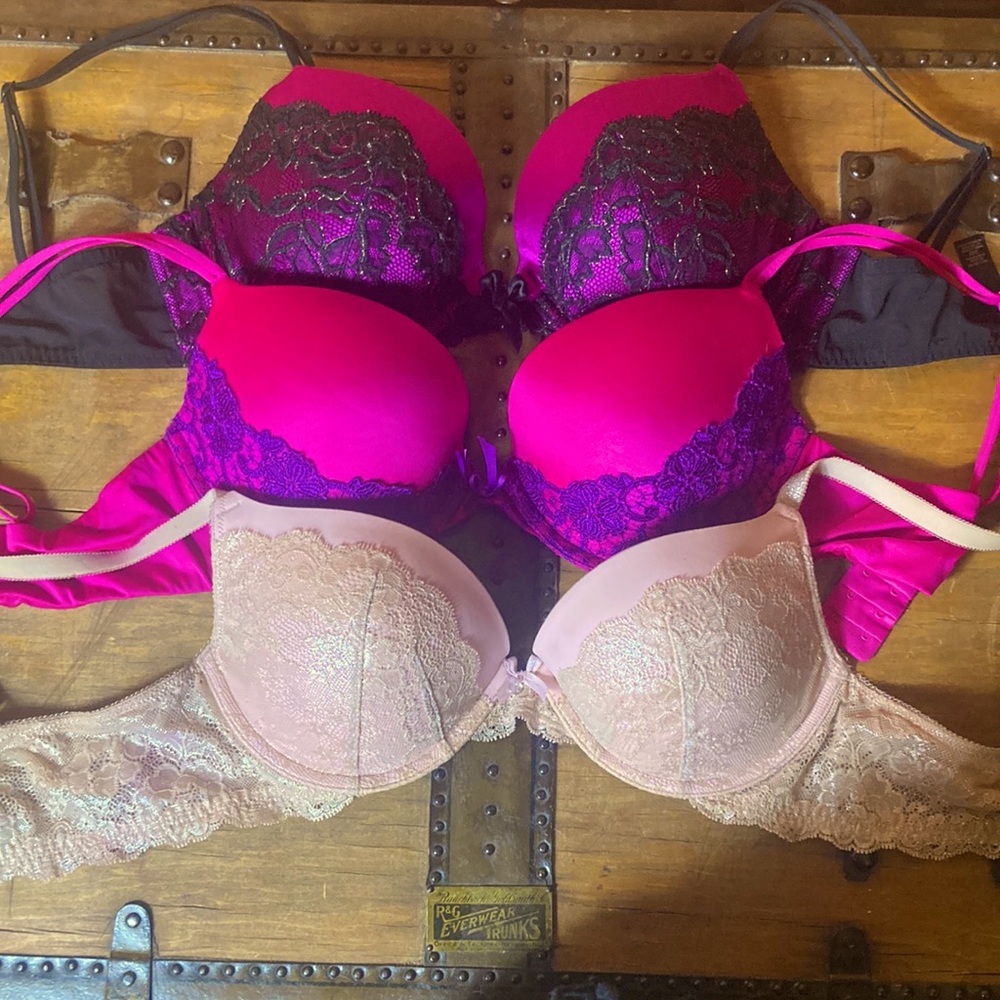 Victoria’s Secret bra bundle (34D X3)